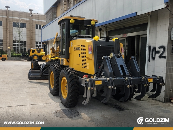 Guinea - 1 Unit XCMG GR135 Motor Grader