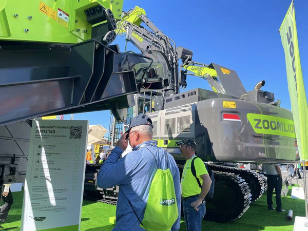 ZOOMLION Showcases High-End Equipment and Secures Multiple Deals at CONEXPO-CON/AGG 2026