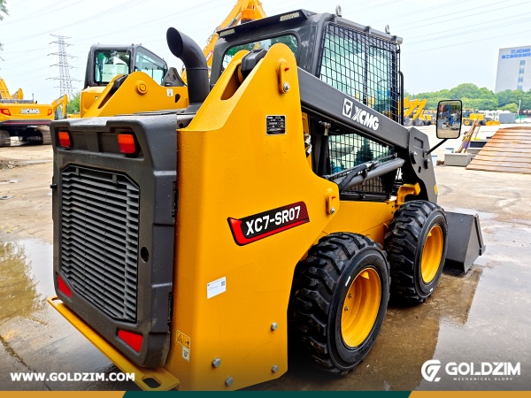 Peru - 1 Unit XCMG XC7-SR07 Skid Steer Loader