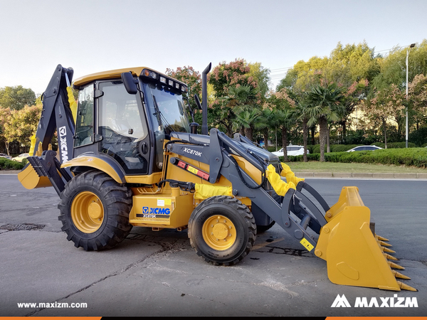 Peru - 1 XCMG XC870K Backhoe Loader