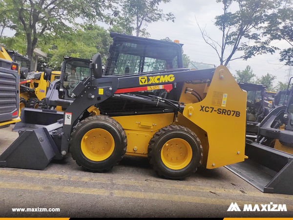 Paraguay - 1 Unit XCMG XC7-SR07B Skid Steer Loader