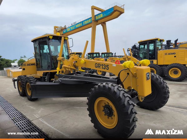 Burkina Faso - 1 Unit XCMG GR135 Motor Grader 