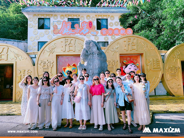 MAXIZM of Guilin Yangshuo Depth Tour