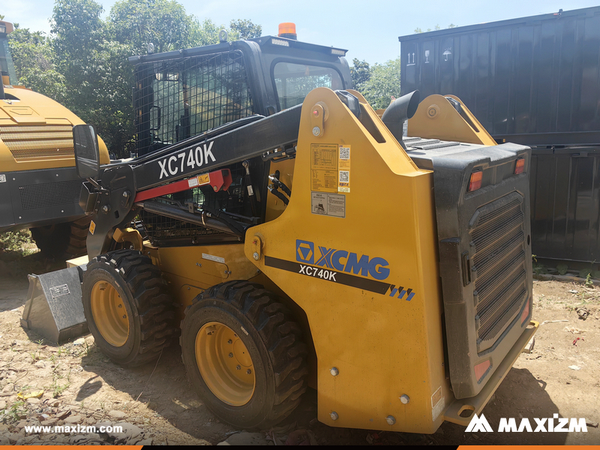 Russia - 1  Unit XCMG XC740K Skid Steer Loader 