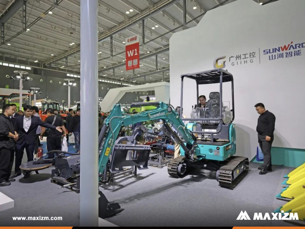 SUNWARD Shines At 2024 China International Agricultural Machinery Exhibition