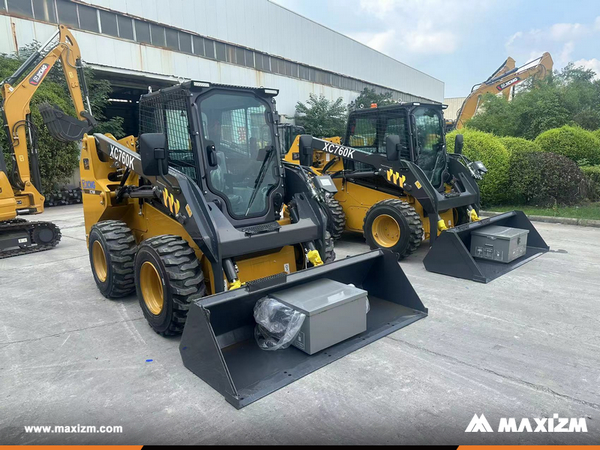 Algeria - 2 Units XCMG XC760K Skid Steer Loader